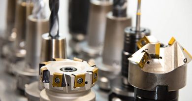 Obróbka skrawaniem w zakładach obróbki CNC: Innowacje i jakość dla przemysłu metalowego